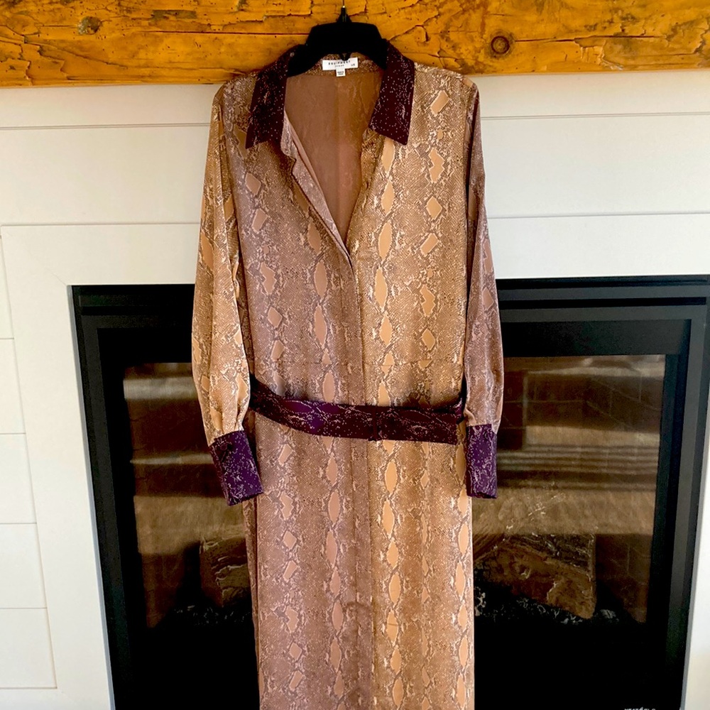 Equipment dress